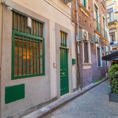 L'Angoletto Del Viaggiatore Catânia Exterior foto