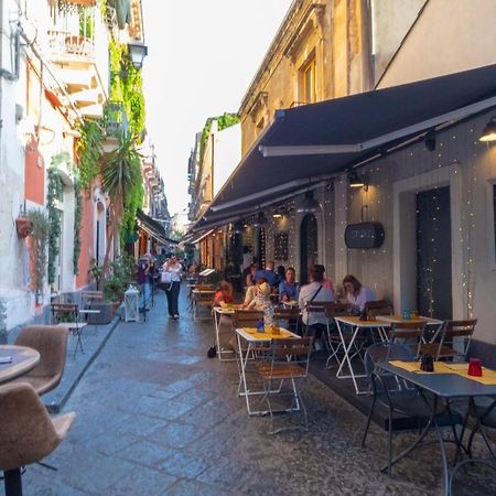 L'Angoletto Del Viaggiatore Catânia Exterior foto